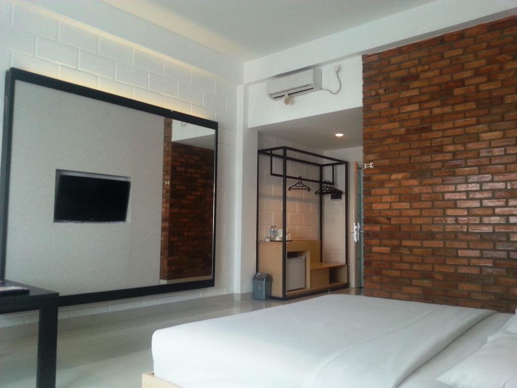 Buana Lestari Hotel Баликпапан Экстерьер фото