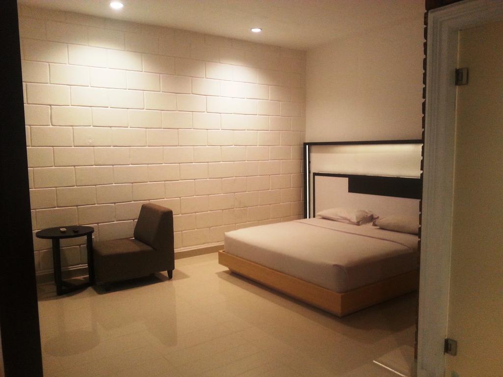 Buana Lestari Hotel Баликпапан Экстерьер фото