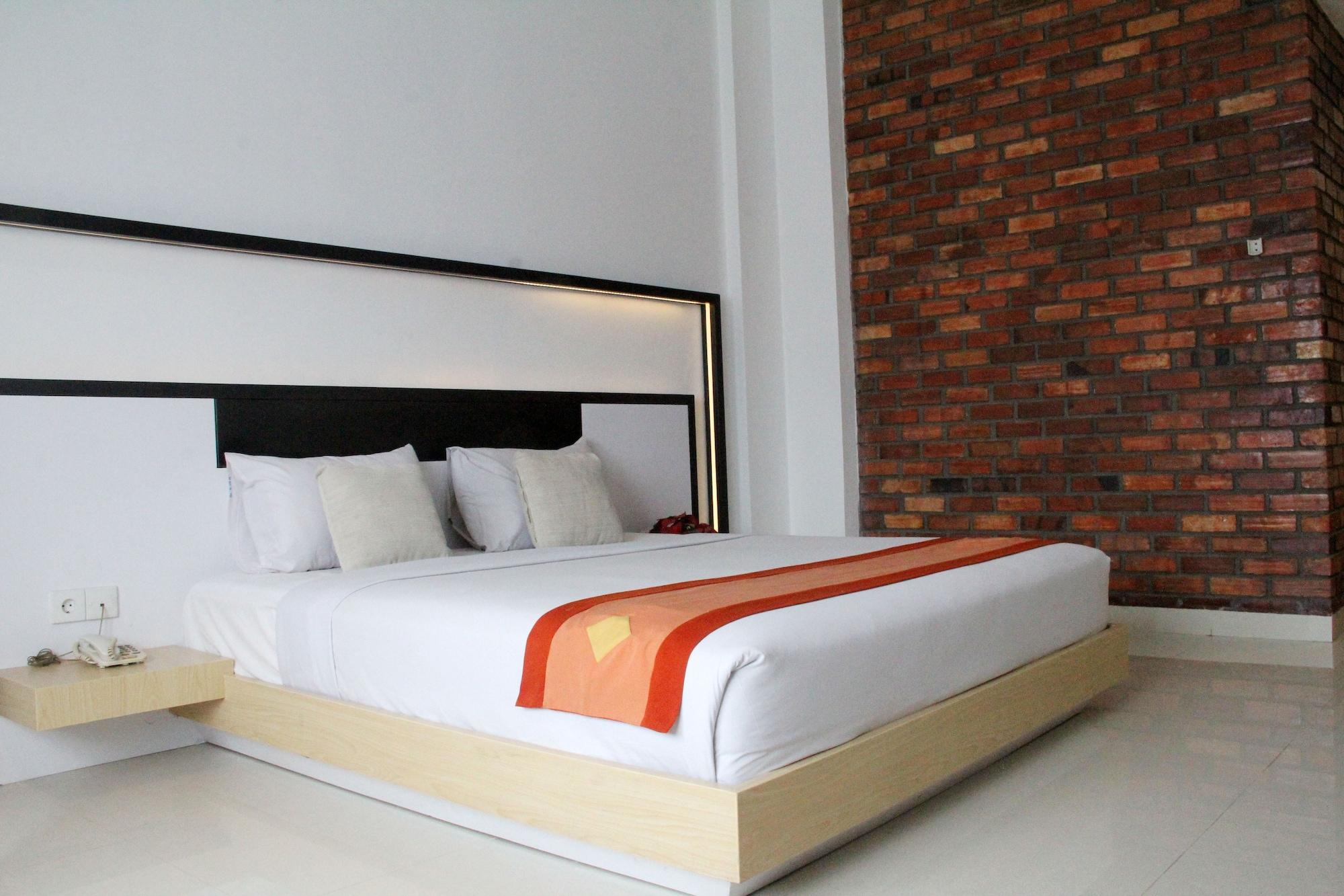 Buana Lestari Hotel Баликпапан Экстерьер фото