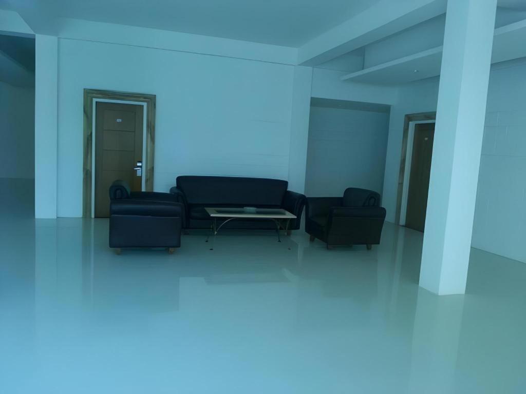Buana Lestari Hotel Баликпапан Экстерьер фото
