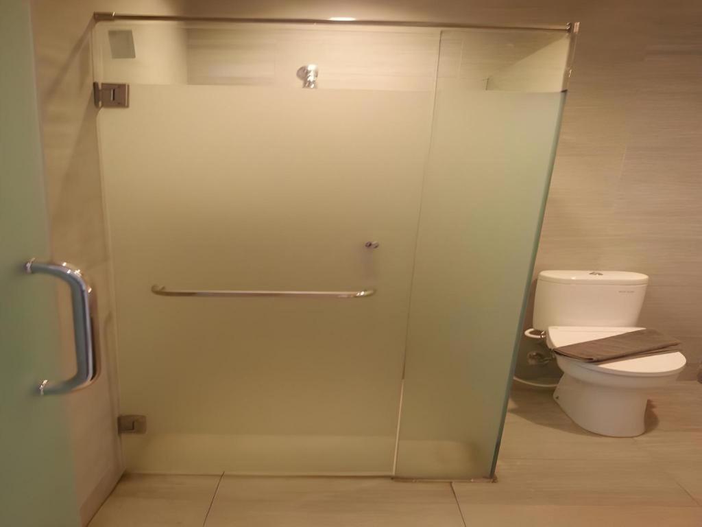 Buana Lestari Hotel Баликпапан Экстерьер фото