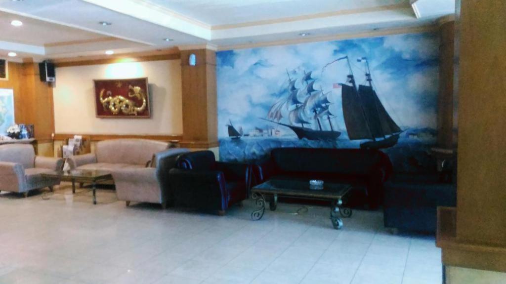 Buana Lestari Hotel Баликпапан Экстерьер фото