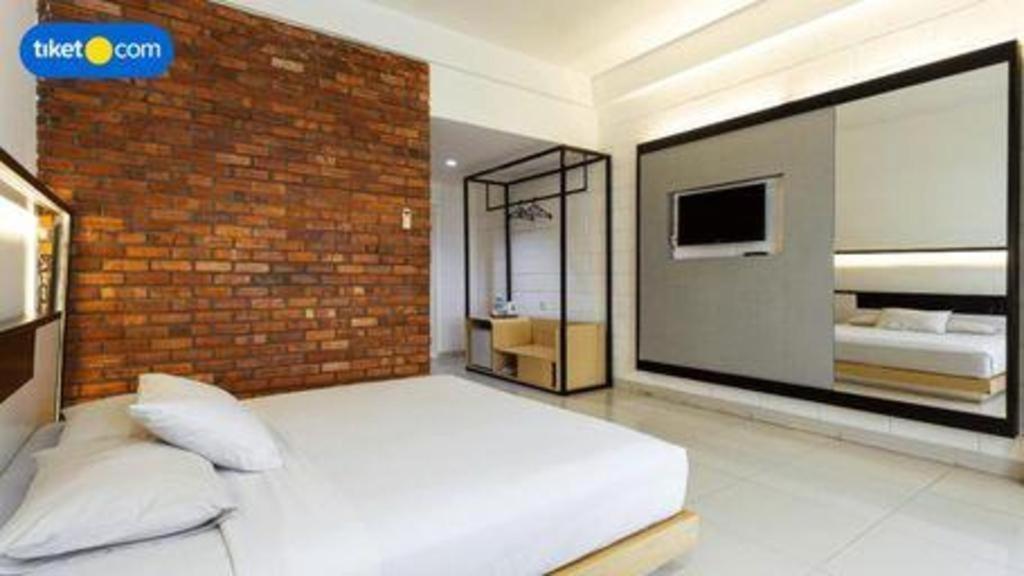 Buana Lestari Hotel Баликпапан Экстерьер фото