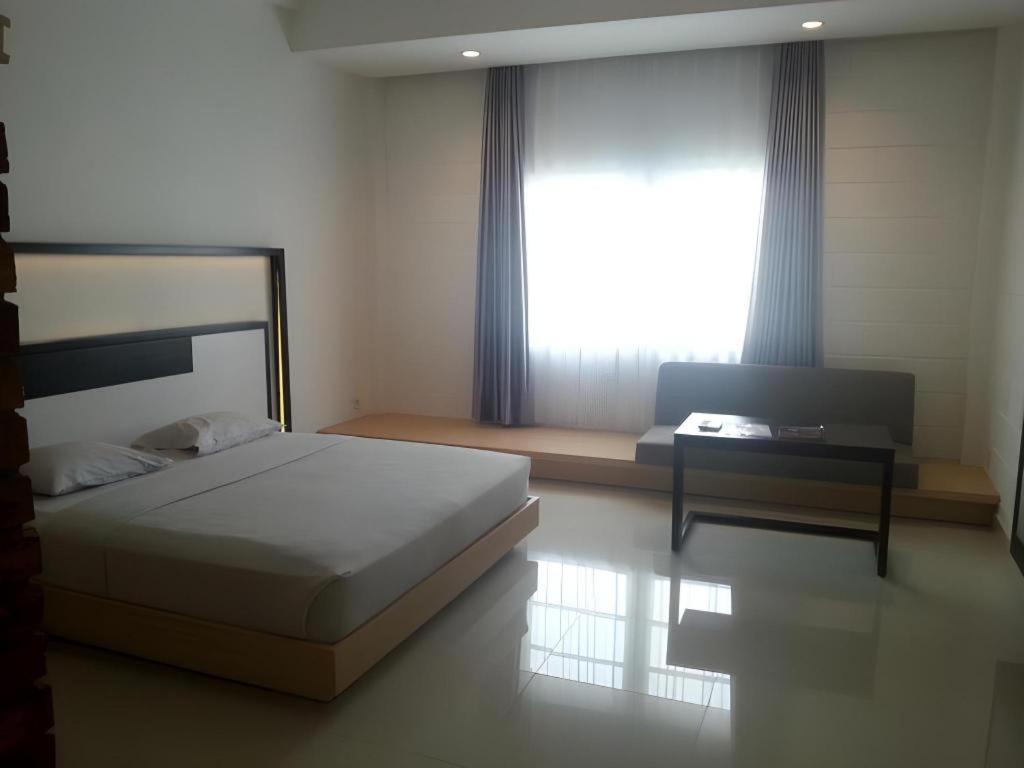 Buana Lestari Hotel Баликпапан Экстерьер фото