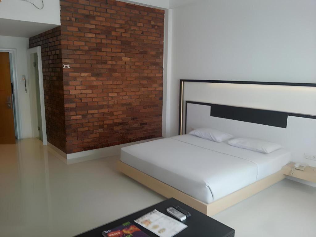 Buana Lestari Hotel Баликпапан Экстерьер фото