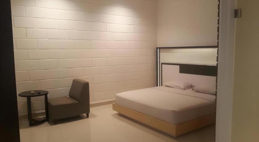 Buana Lestari Hotel Баликпапан Экстерьер фото