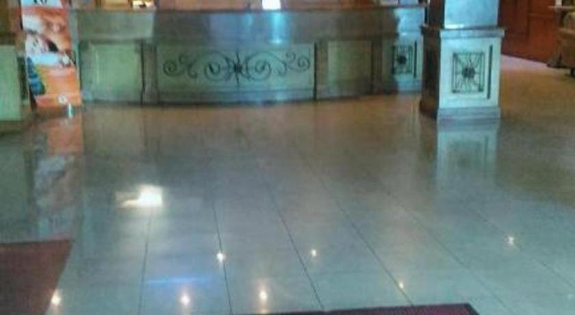 Buana Lestari Hotel Баликпапан Экстерьер фото