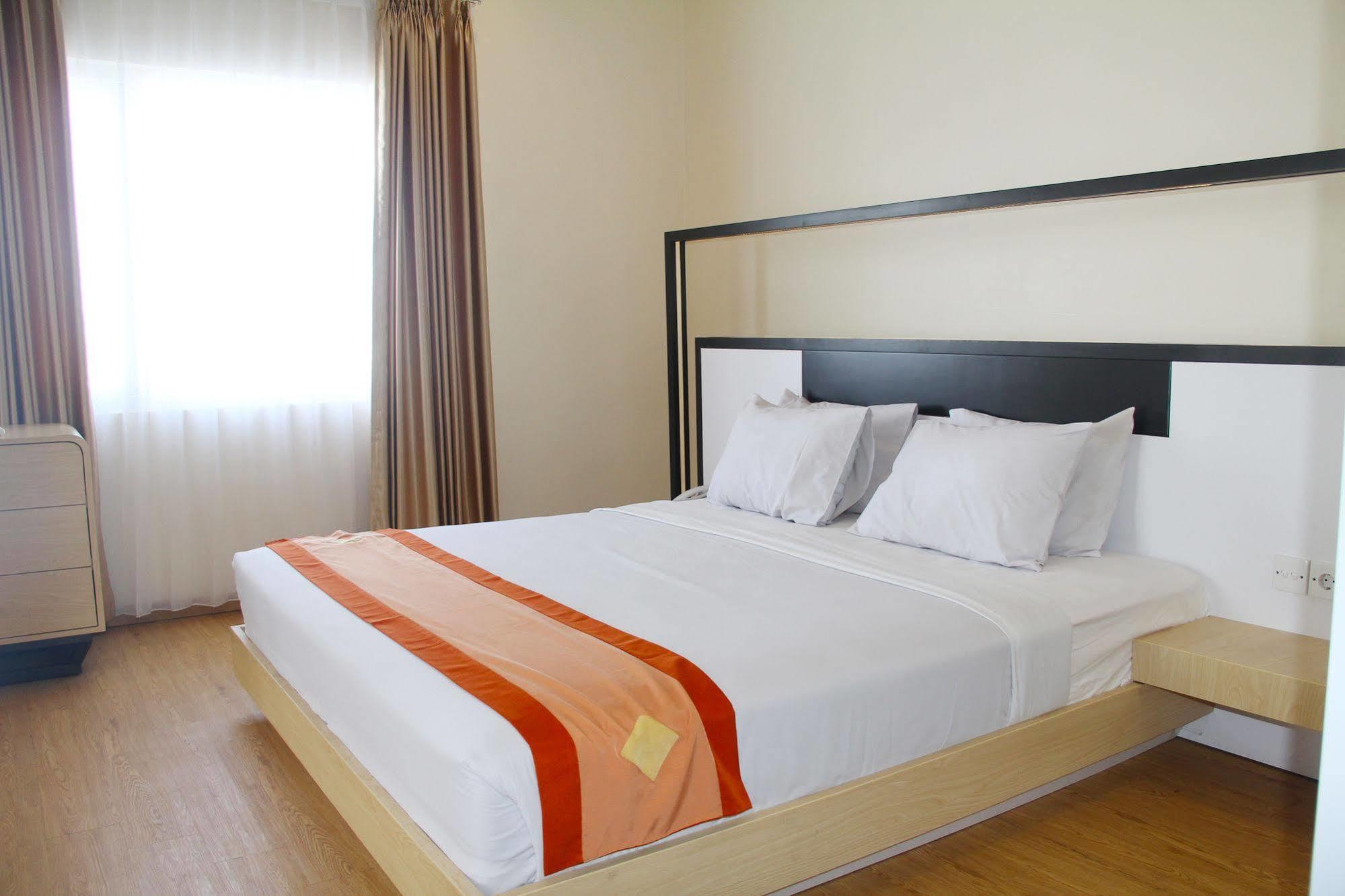 Buana Lestari Hotel Баликпапан Экстерьер фото
