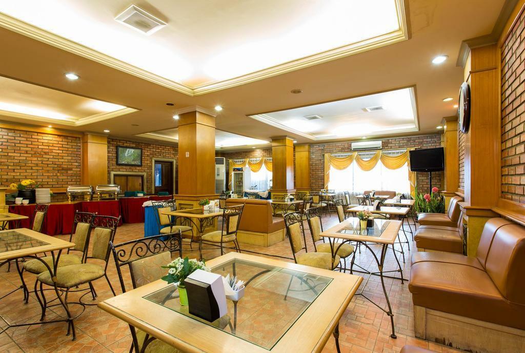 Buana Lestari Hotel Баликпапан Экстерьер фото